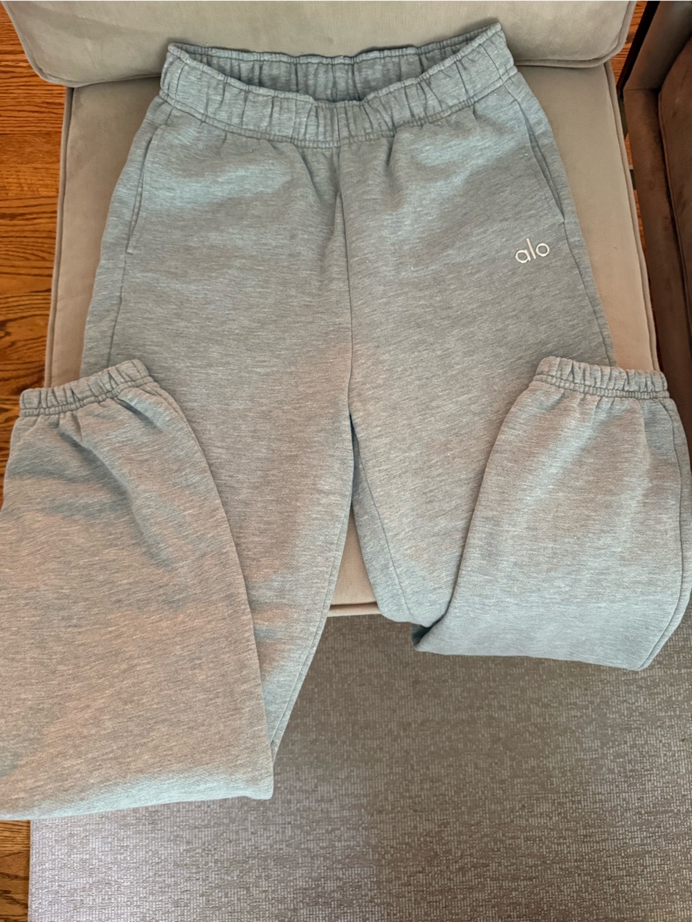 ALO Yoga Light Gray Track Joggers
